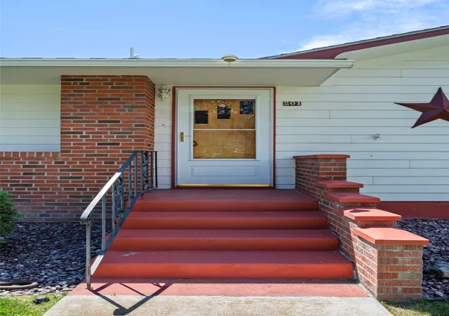 Photo 5 of Single family home for sale at 201 N Oak St, Townsend, MT 59644 | MLS# 30075343 | Listing updated on 2026-09-01