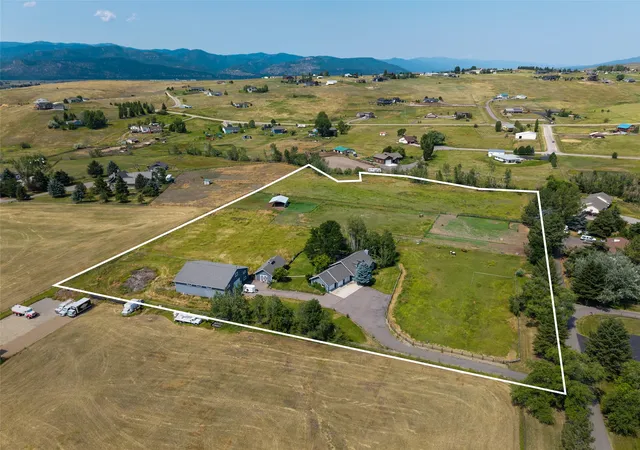 Photo 3 of Single family home for sale at 9849 Lees Ln, Missoula, MT 59808 | MLS# 30075344 | Listing updated on 2026-09-14
