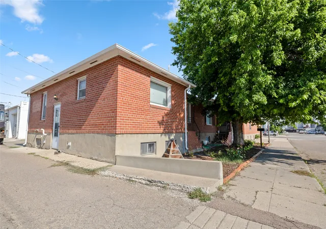 Photo 2 of Multi family home for sale at 118 6th Avenue, Havre, MT 59501 | MLS# 30075448 | Listing updated on 2026-09-14