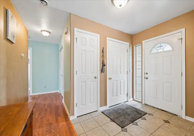 Photo 2 of Single family home for sale at 206 Jackson Peak Dr, Kalispell, MT 59901 | MLS# 30075377 | Listing updated on 2026-09-12