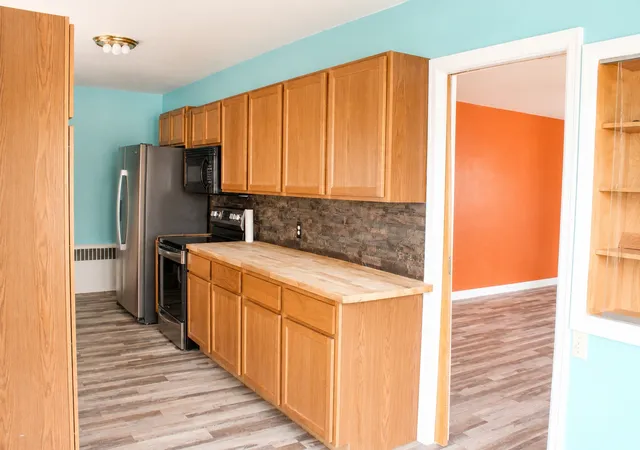 Photo 4 of Single family home for sale at 104 2nd Avenue SW, Cut Bank, MT 59427 | MLS# 30074638 | Listing updated on 2026-09-19