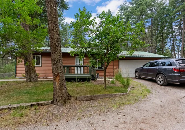 Photo 2 of Single family home for sale at 108 Mallard Loop, Whitefish, MT 59937 | MLS# 30075424 | Listing updated on 2026-09-07
