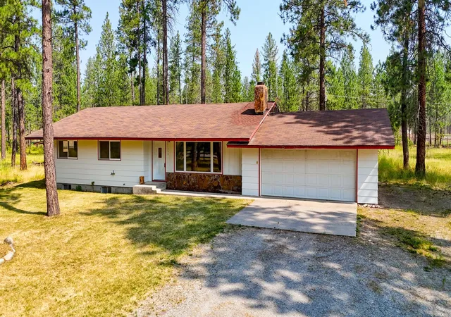 Photo 1 of Single family home for sale at 41990 Kennedy Dr, Ronan, MT 59864 | MLS# 30075634 | Listing updated on 2026-10-02