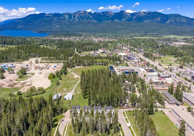 Photo 3 of Townhouse for sale at 262 Canopy Trl, Whitefish, MT 59937 | MLS# 30075618 | Listing updated on 2026-09-11