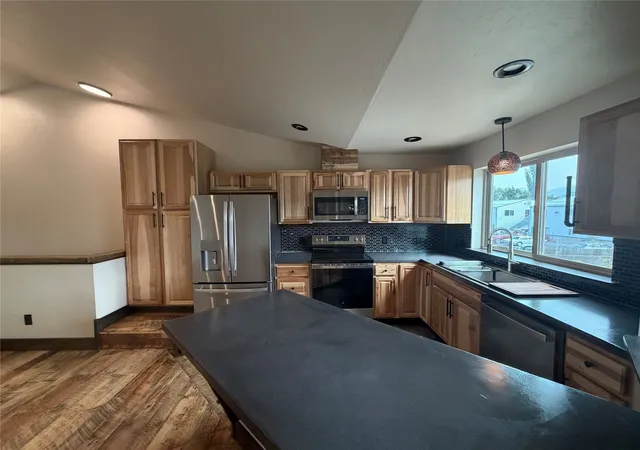 Photo 3 of Condo for sale at 235 Grant St #C, Missoula, MT 59801 | MLS# 30074618 | Listing updated on 2026-09-18
