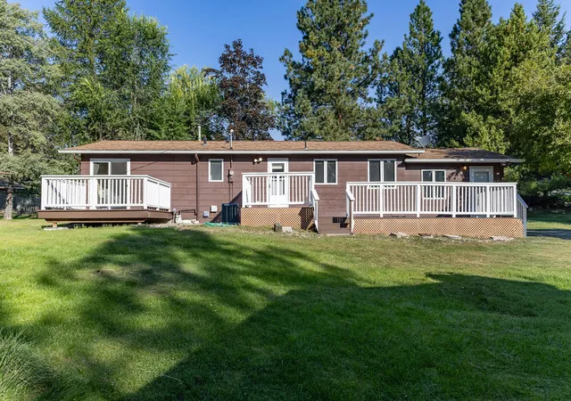 Photo 3 of Single family home for sale at 109 Canyon Crk Dr, Hamilton, MT 59840 | MLS# 30075658 | Listing updated on 2026-09-18