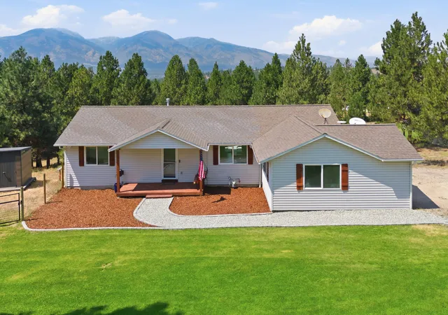 Photo 3 of Single family home for sale at 456 Sapphire Ln, Stevensville, MT 59870 | MLS# 30074038 | Listing updated on 2026-09-18