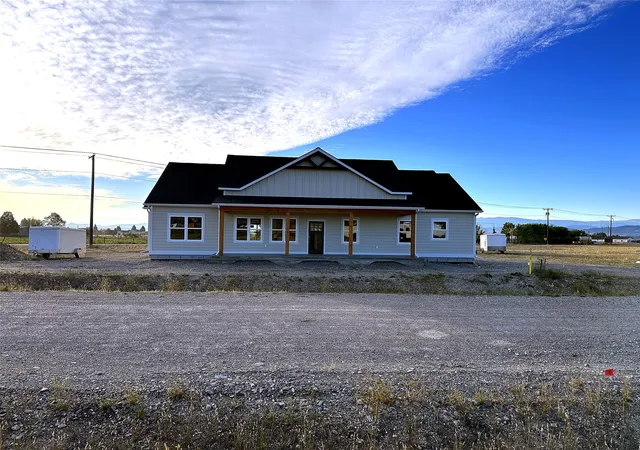 Photo 1 of Single family home for sale at 7175 Jenroe Dr, Helena, MT 59602 | MLS# 30075153 | Listing updated on 2026-10-19