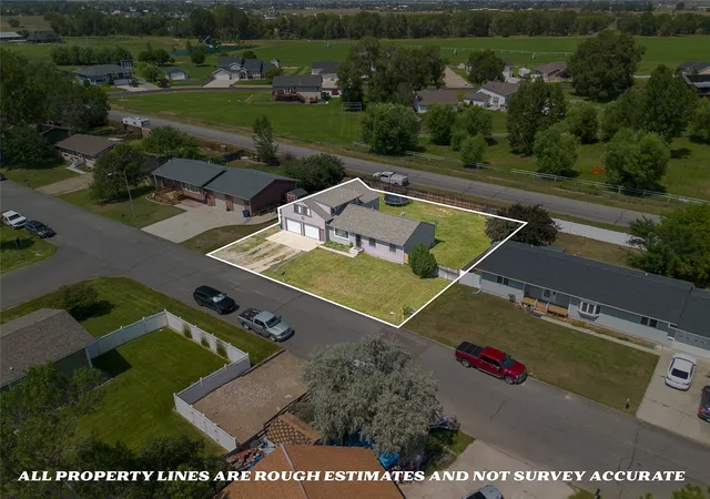 Photo 3 of Single family home for sale at 1698 Kelly Rd, Helena, MT 59602 | MLS# 30075419 | Listing updated on 2026-09-22