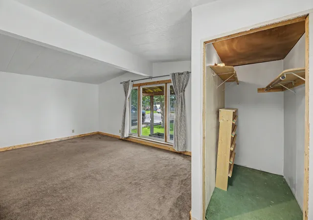 Photo 4 of Manufactured home for sale at 4501 Woodchuck Dr, Helena, MT 59602 | MLS# 30075764 | Listing updated on 2026-09-18