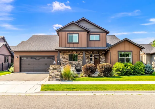 Photo 2 of Single family home for sale at 2148 Southbridge Dr, Bozeman, MT 59718 | MLS# 30075918 | Listing updated on 2026-08-30