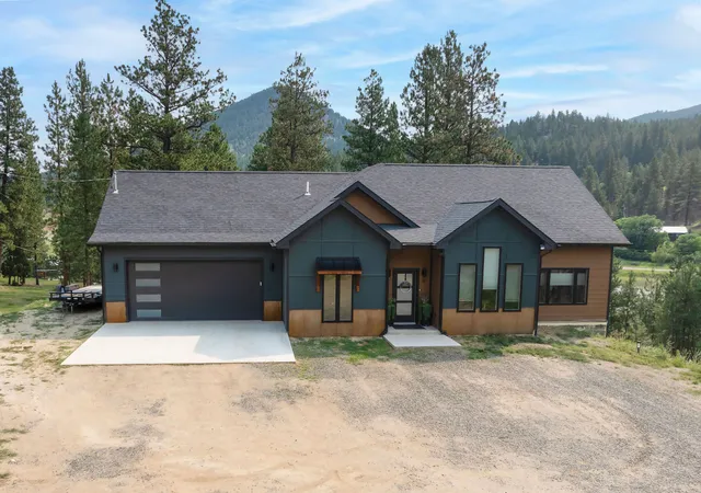 Photo 2 of Single family home for sale at 13 Rolling Stone Ln, Clancy, MT 59634 | MLS# 30075900 | Listing updated on 2026-09-21