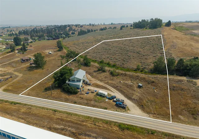Photo 1 of Single family home for sale at 4572 Eastside Hwy, Stevensville, MT 59870 | MLS# 30074592 | Listing updated on 2026-09-08