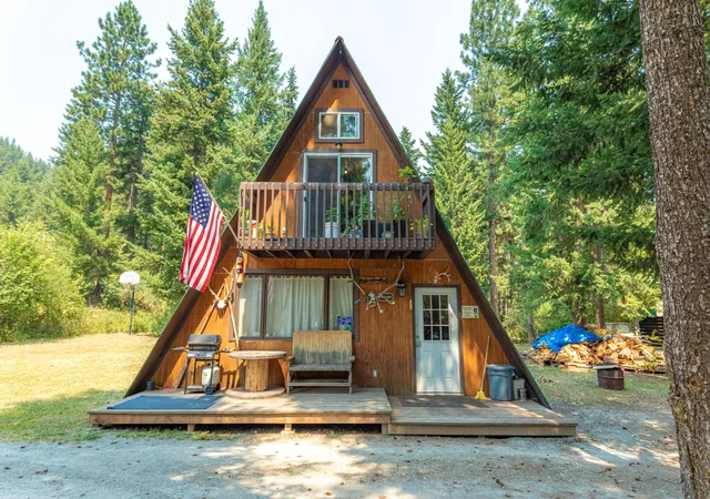 Photo 3 of Single family home for sale at 290 Terrace Ct, Superior, MT 59872 | MLS# 30076059 | Listing updated on 2026-09-15