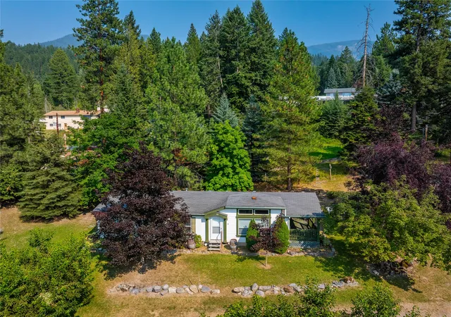 Photo 3 of Manufactured home for sale at 33588 Mt Hwy 35, Polson, MT 59860 | MLS# 30076087 | Listing updated on 2026-09-14