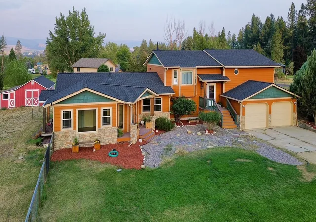 Photo 1 of Single family home for sale at 196 Edens Ln, Florence, MT 59833 | MLS# 30076097 | Listing updated on 2026-09-10