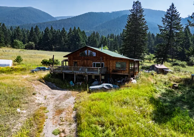 Photo 3 of Single family home for sale at 526 Stoddard Ranch Rd, Eureka, MT 59917 | MLS# 30075369 | Listing updated on 2026-08-31