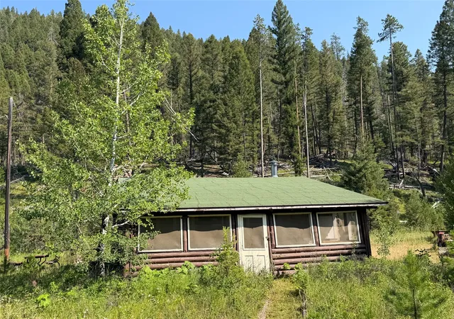 Photo 1 of Single family home for sale at 10 Moose Crk Villa, Helena, MT 59601 | MLS# 30076106 | Listing updated on 2026-08-30