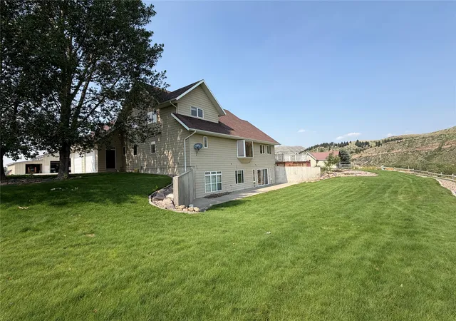 Photo 2 of Single family home for sale at 7167 Us Hwy 89, Belt, MT 59412 | MLS# 30076061 | Listing updated on 2026-09-17