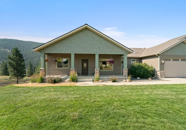 Photo 2 of Single family home for sale at 4745 Wagner Pl, Helena, MT 59601 | MLS# 30075832 | Listing updated on 2026-09-14