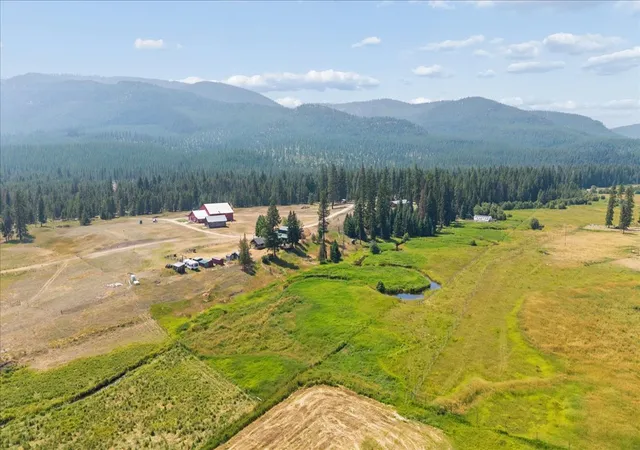 Photo 2 of Single family home for sale at 655 Lang Crk Rd, Marion, MT 59925 | MLS# 30075862 | Listing updated on 2026-09-22