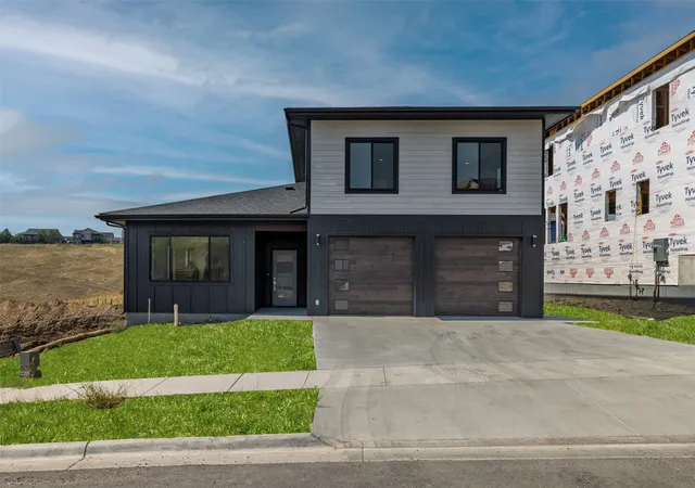 Photo 2 of Single family home for sale at 7135 Helenka Rose Dr, Missoula, MT 59803 | MLS# 30076243 | Listing updated on 2026-09-12