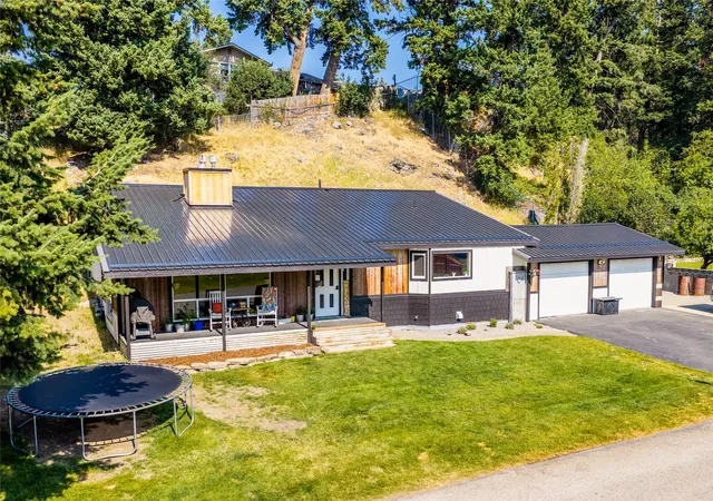 Photo 2 of Single family home for sale at 228 Lake Hills Ct, Bigfork, MT 59911 | MLS# 30076204 | Listing updated on 2026-09-09