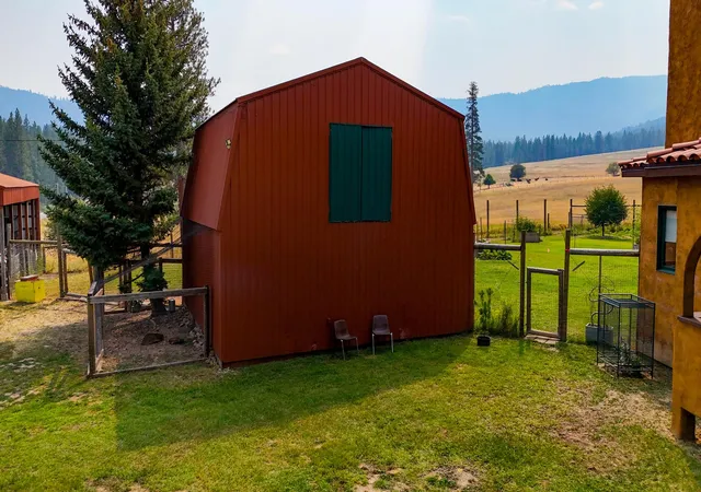 Photo 4 of Single family home for sale at 815 2nd Avenue S, Hot Springs, MT 59845 | MLS# 30076208 | Listing updated on 2026-08-31