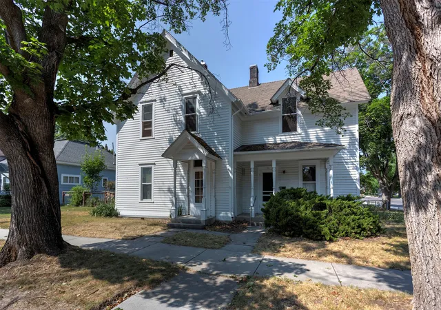 Photo 1 of Single family home for sale at 501 S 3rd Street, Hamilton, MT 59840 | MLS# 30076346 | Listing updated on 2026-09-30