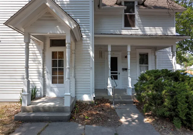 Photo 3 of Single family home for sale at 501 S 3rd Street, Hamilton, MT 59840 | MLS# 30076346 | Listing updated on 2026-09-30