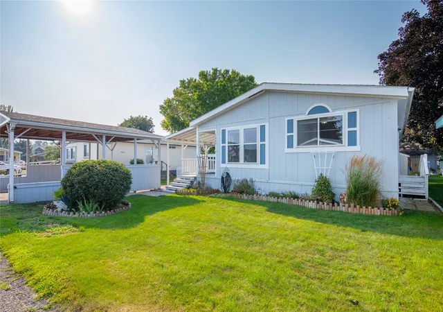 Photo 1 of Single family home for sale at 6040 Pelkey Dr, Missoula, MT 59808 | MLS# 30076363 | Listing updated on 2026-09-14