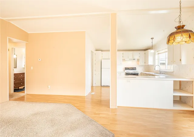 Photo 4 of Single family home for sale at 6040 Pelkey Dr, Missoula, MT 59808 | MLS# 30076363 | Listing updated on 2026-09-14