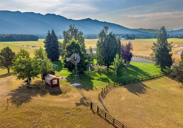 Photo 3 of Single family home for sale at 285 Swan River Rd, Bigfork, MT 59911 | MLS# 30076238 | Listing updated on 2026-09-02