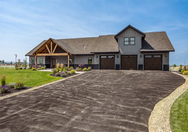 Photo 1 of Single family home for sale at 1012 Josie Ct, Stevensville, MT 59870 | MLS# 30076378 | Listing updated on 2026-09-20
