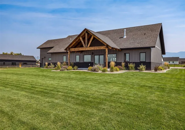 Photo 2 of Single family home for sale at 1012 Josie Ct, Stevensville, MT 59870 | MLS# 30076378 | Listing updated on 2026-09-20