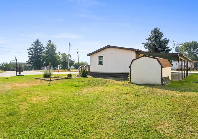 Photo 3 of Single family home for sale at 467 Grantsdale Rd #21, Hamilton, MT 59840 | MLS# 30076401 | Listing updated on 2026-09-23
