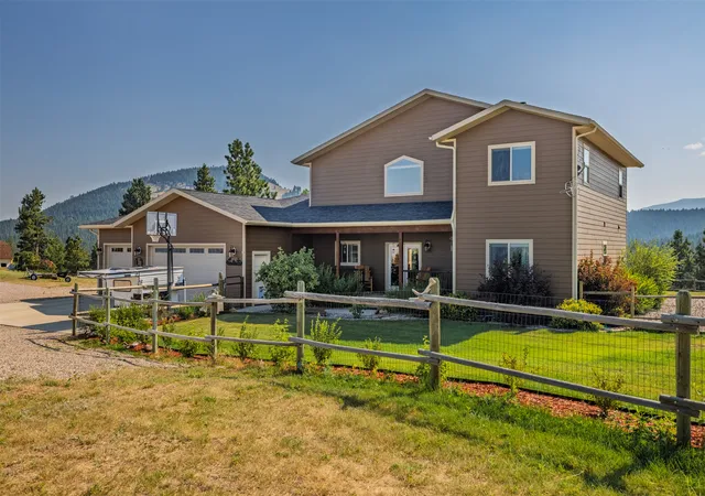 Photo 3 of Single family home for sale at 235 Shady Ln, Clancy, MT 59634 | MLS# 30075919 | Listing updated on 2026-09-14