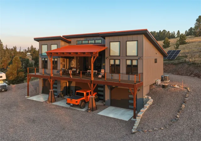Photo 1 of Single family home for sale at 5 Tracy Ln, Anaconda, MT 59711 | MLS# 30076459 | Listing updated on 2026-08-31