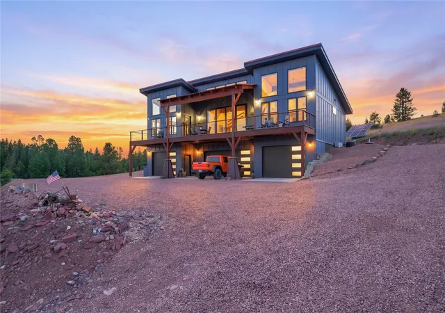 Photo 2 of Single family home for sale at 5 Tracy Ln, Anaconda, MT 59711 | MLS# 30076459 | Listing updated on 2026-09-14