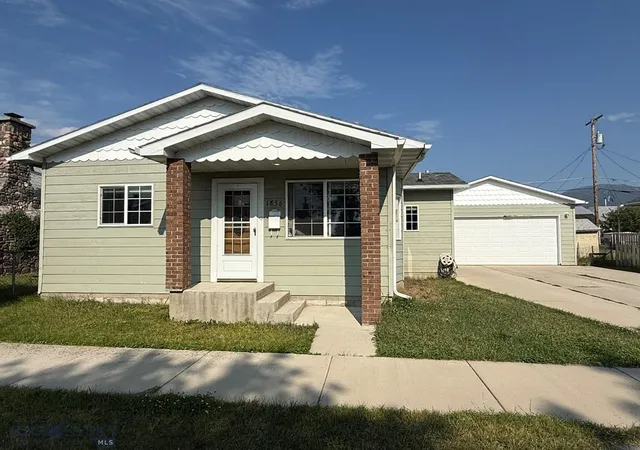 Photo 2 of Single family home for sale at 1856 Phillips Ave, Butte, MT 59701 | MLS# 30076519 | Listing updated on 2026-09-14