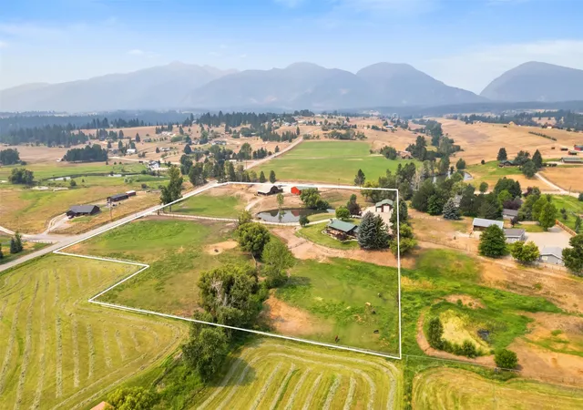 Photo 4 of Single family home for sale at 258 Sheafman Crk Rd, Victor, MT 59875 | MLS# 30076522 | Listing updated on 2026-09-28