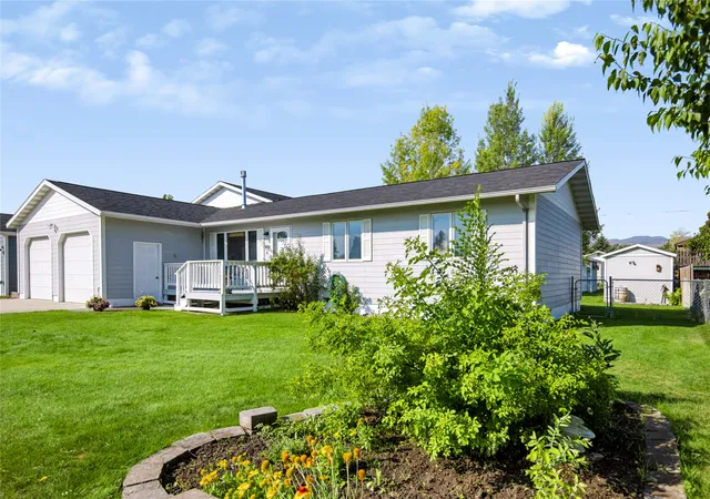 Photo 2 of Single family home for sale at 408 S Walnut St, Townsend, MT 59644 | MLS# 30076576 | Listing updated on 2026-09-01