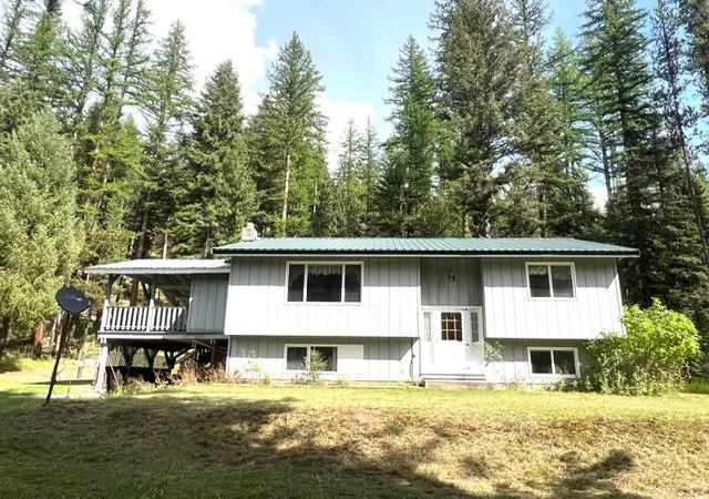 Photo 1 of Single family home for sale at 138 Sawyer Crk Rd, Seeley Lake, MT 59868 | MLS# 30076588 | Listing updated on 2026-09-20