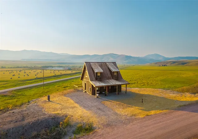 Photo 4 of Single family home for sale at 1 Sawmill Rd, Philipsburg, MT 59858 | MLS# 30076580 | Listing updated on 2026-09-14
