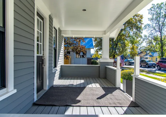 Photo 3 of Single family home for sale at 533 Spokane Ave, Whitefish, MT 59937 | MLS# 30076592 | Listing updated on 2026-09-09