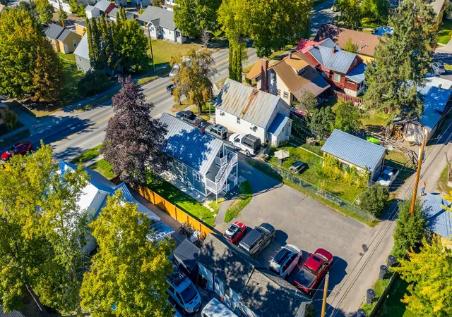 Photo 4 of Single family home for sale at 533 Spokane Ave, Whitefish, MT 59937 | MLS# 30076592 | Listing updated on 2026-09-09