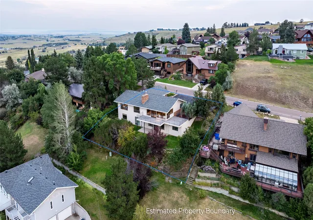 Photo 2 of Single family home for sale at 2725 Huckleberry Dr, Great Falls, MT 59404 | MLS# 30076589 | Listing updated on 2026-08-30