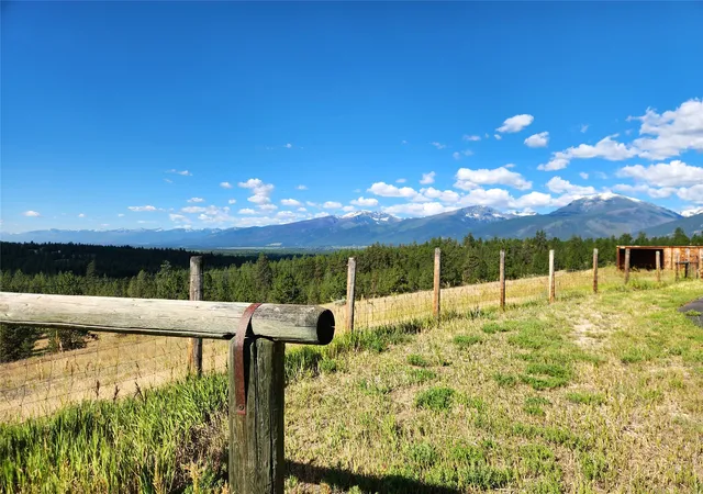 Photo 2 of Single family home for sale at 5282 Otto Way, Florence, MT 59833 | MLS# 30076232 | Listing updated on 2026-09-11