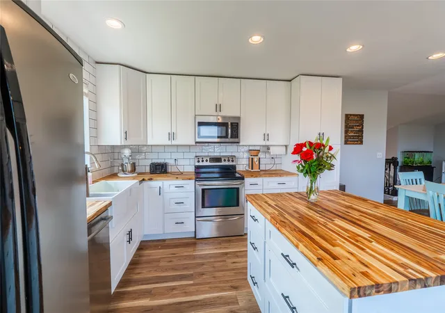 Photo 3 of Single family home for sale at 355 Sirucek Ln, Kalispell, MT 59901 | MLS# 30076199 | Listing updated on 2026-09-22