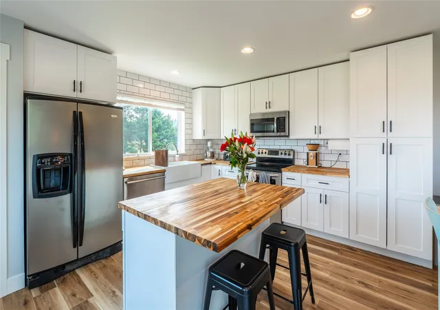 Photo 3 of Single family home for sale at 355 Sirucek Ln, Kalispell, MT 59901 | MLS# 30076199 | Listing updated on 2026-09-22